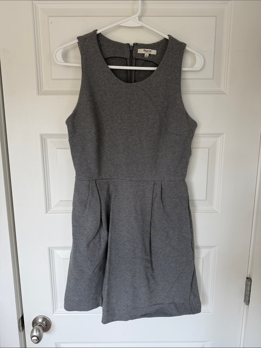 Madewell Casual Sleeveless Gray Dress
